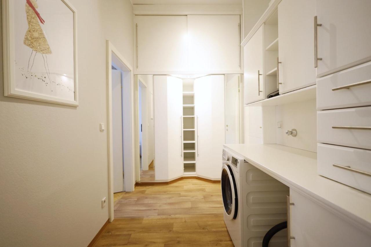 Heymi Apartments Karlsplatz เวียนนา ภายนอก รูปภาพ